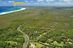 LENNOX PROPERTY AGENTS _ SALES _ BUNDALEER